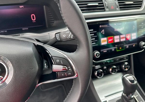 Skoda Superb cena 129000 przebieg: 19000, rok produkcji 2023 z Krzywiń małe 781